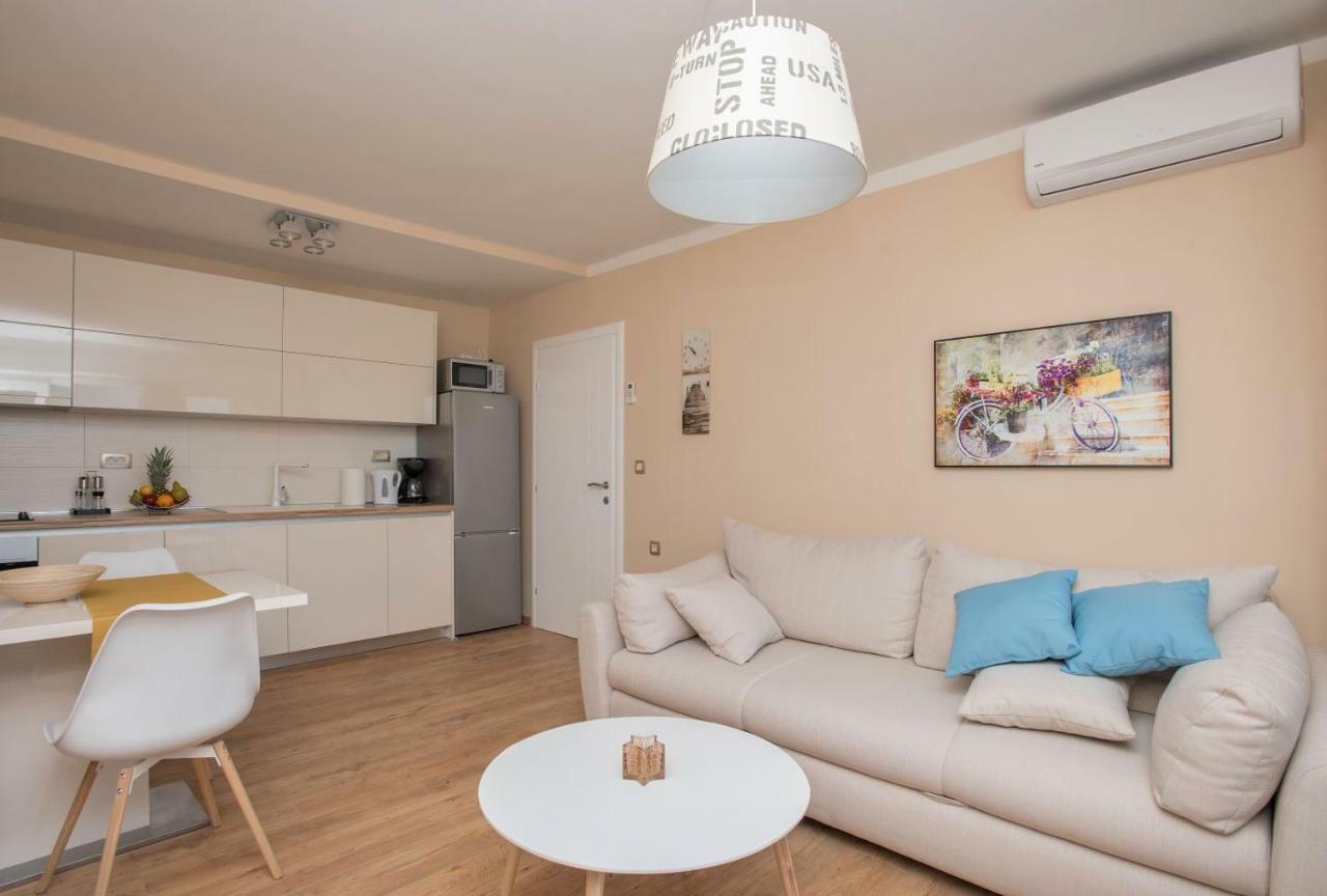 Apartman Mate Luka Макарска Экстерьер фото